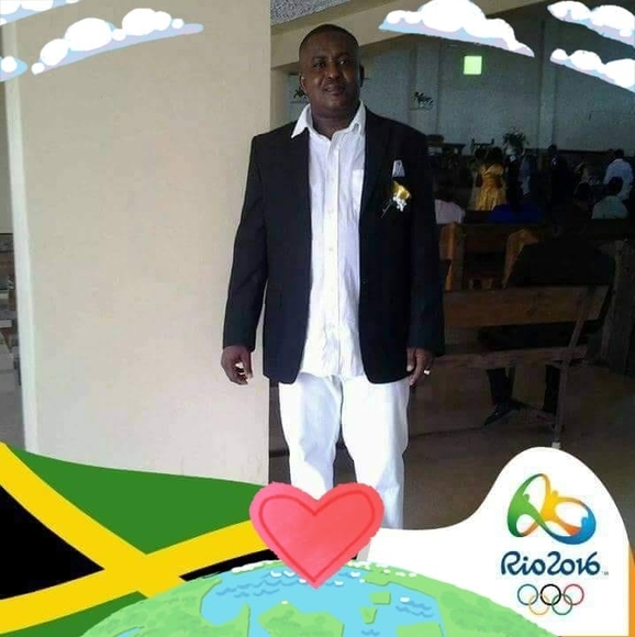 Meet your Posher, Calvin - Picture 1 of 1